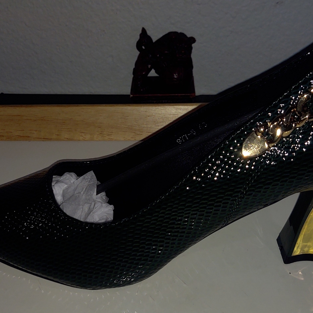 Black and Gold Chain Detail Heels